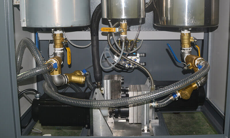 Precision gear pump for resin doming machine dispensing