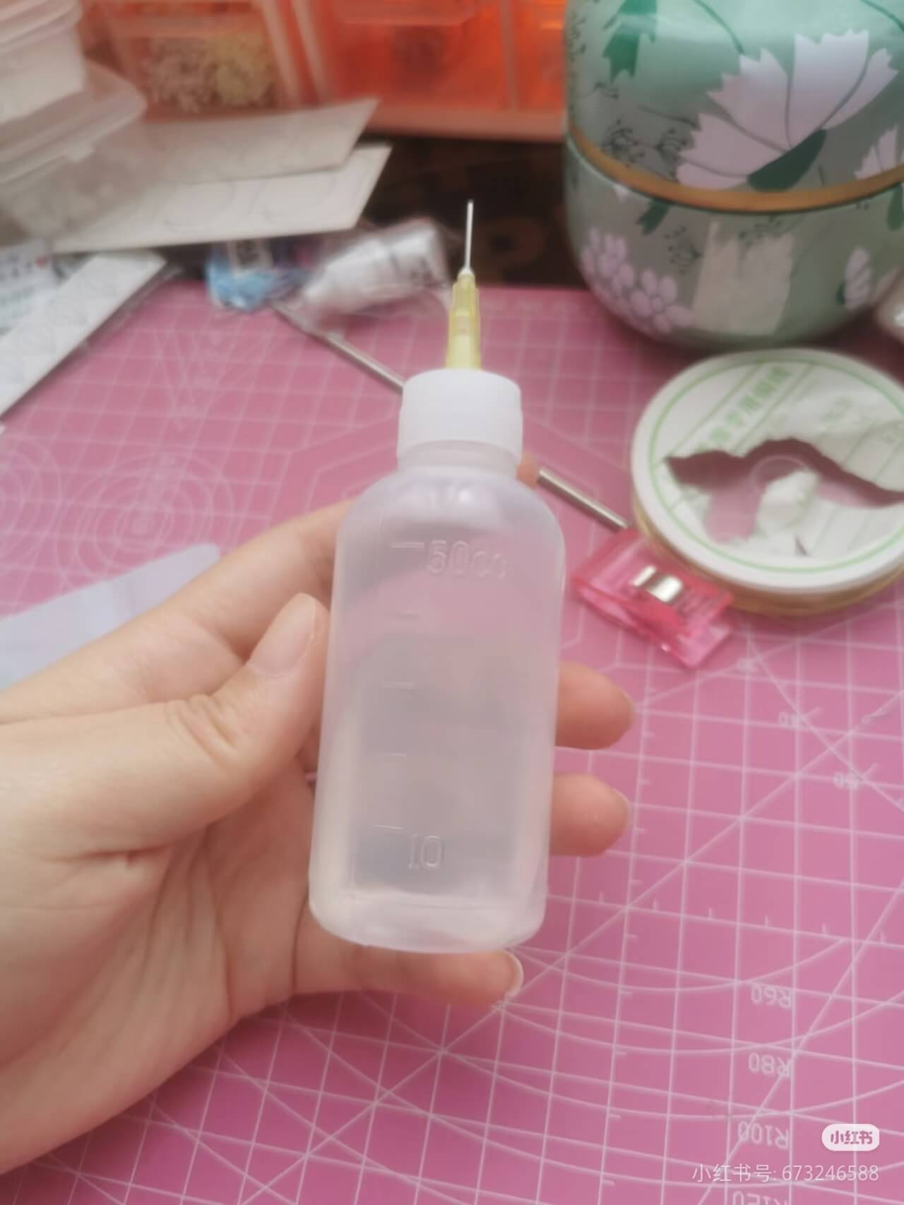 Manually apply resin